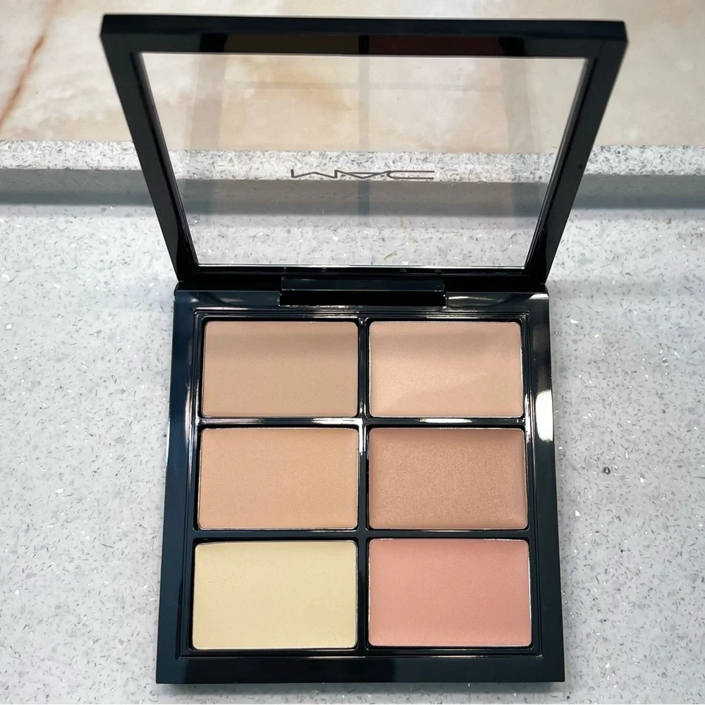 MAC ~ ‘LIGHT’ ~ Studio Fix Conceal & Correct Palette ~ Full Size 6 g ~ NIB - Picture 4 of 16